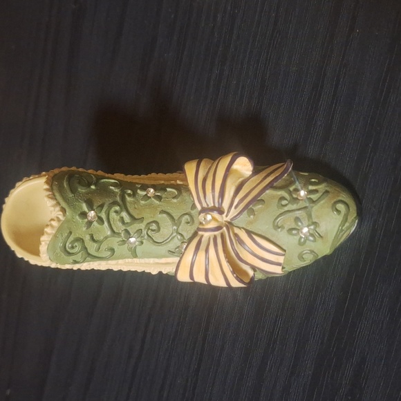 Ceramic decorative shoes - Picture 3 of 4